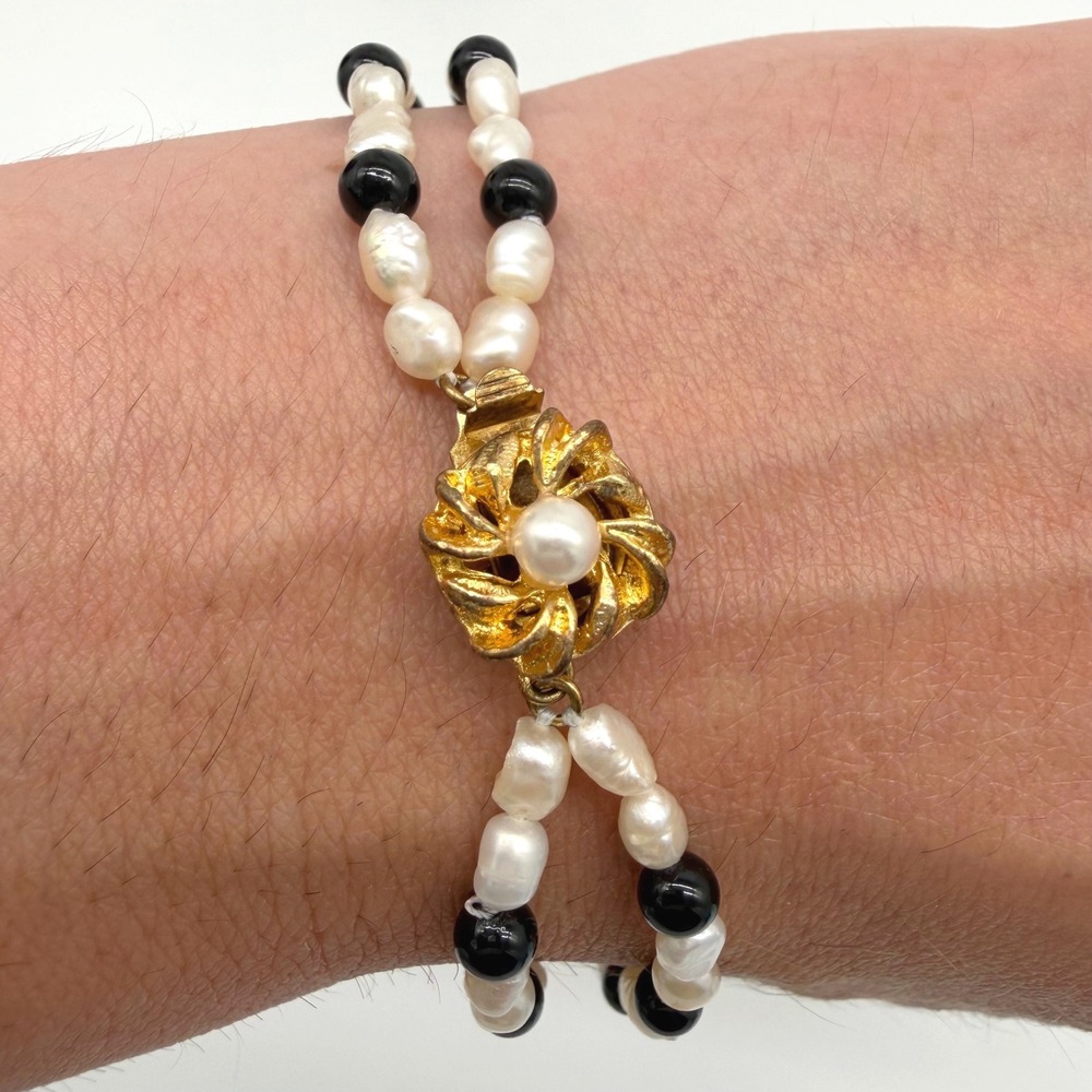 Freshwater Pearl Black Onyx Bead Double Strand Bracelet Floral Clasp 7.75"